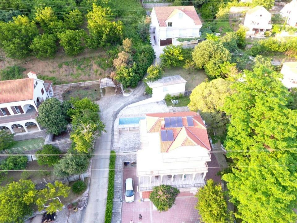 קומבור Vila Corovic מראה חיצוני תמונה